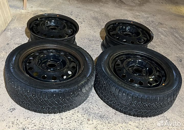 Continental ContiIceContact 205/55 R16 94T