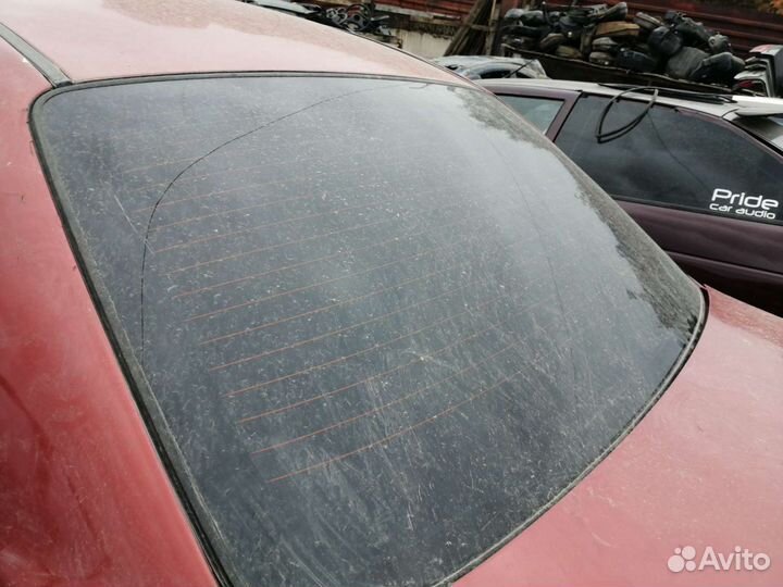 Заднее стекло на Chevrolet Aveo T 250