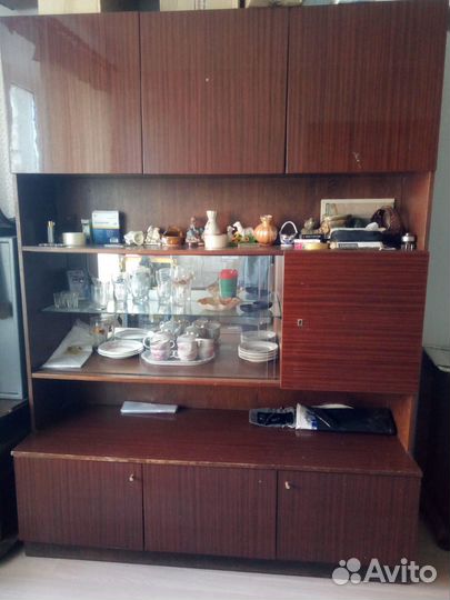 Буфеты и серванты бу