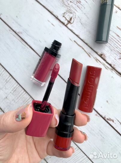 Матовая помада Bourjois, тени, декоративная космет