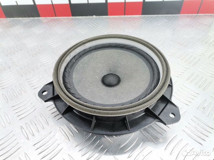 Динамик Toyota RAV4 2 (XA20) рест. 2005