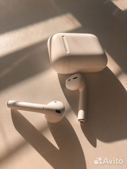 AirPods 2