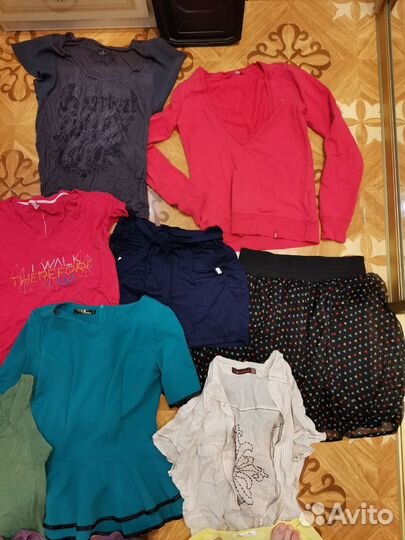 Отдам женскую одежду 44-46