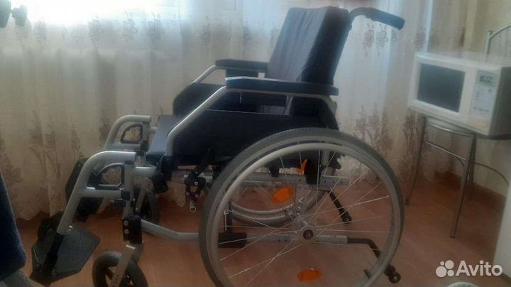 Инвалидная коляска новая