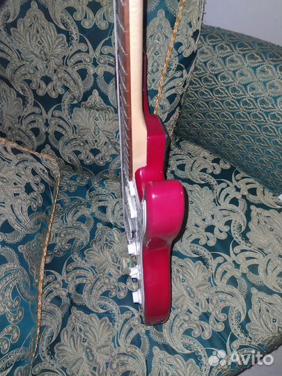 Электрогитара Ashtone ST-200 BK