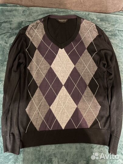 Свитер