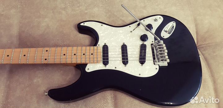 Carvin Bolt-T USA custom shop. Видео внутри