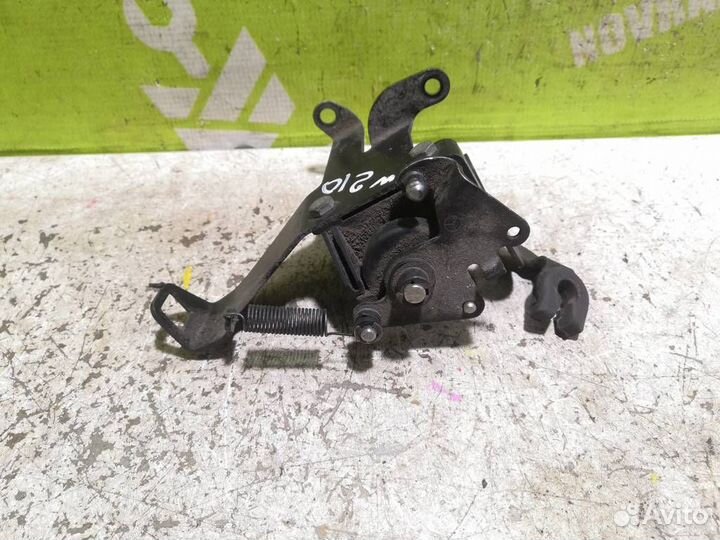 Датчик положения педали акселератора Мерседес Бе