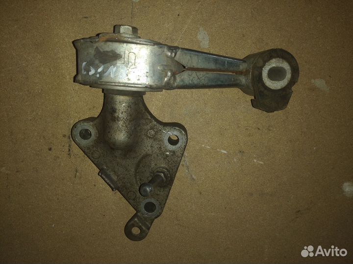 Опора двигателя Renault Scenic 3