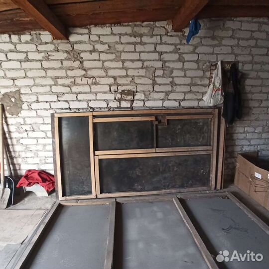 Распашные двери на Ворота для гаража бу