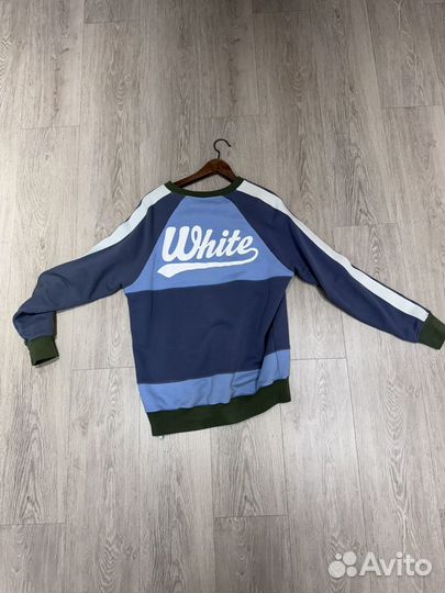 Свитшот off white