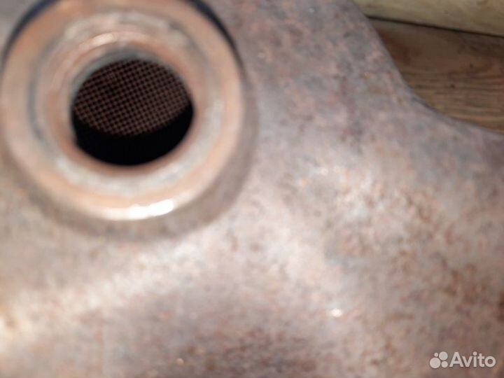 Катализатор Toyota Platz NCP16 2nzfe 2004