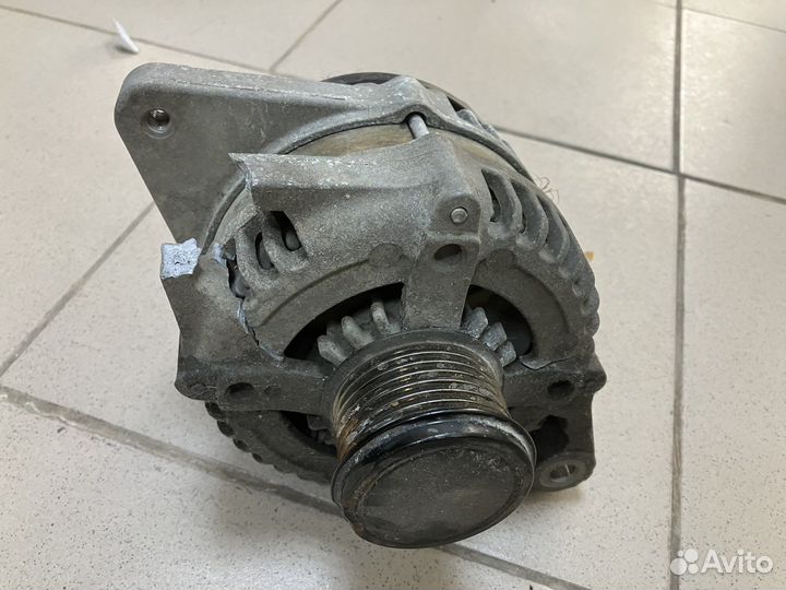 Генератор 27060-31190, 104210-2864 Toyota