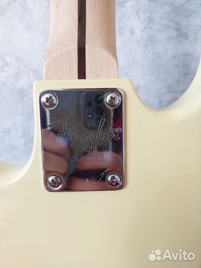 Электрогитара Fender Stratocaster Yngwie Malmsteen