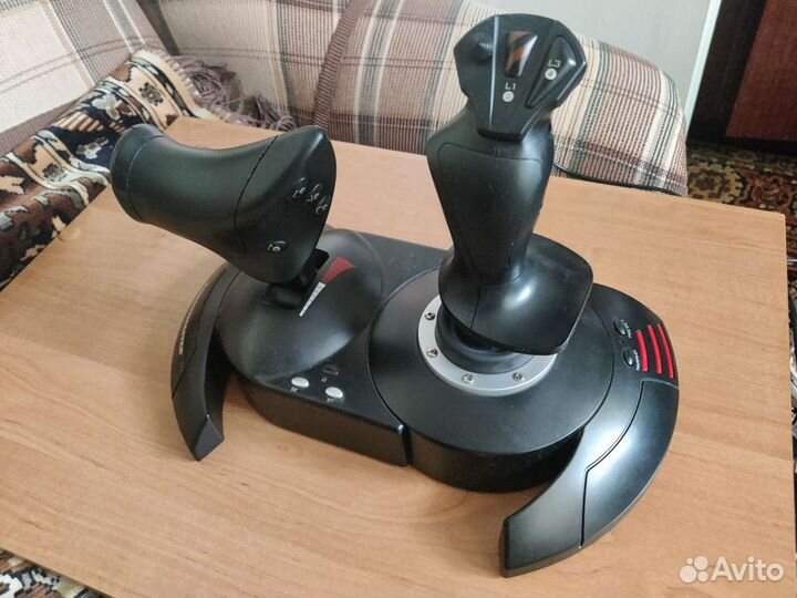 Джойстик thrustmaster t flight hotas x
