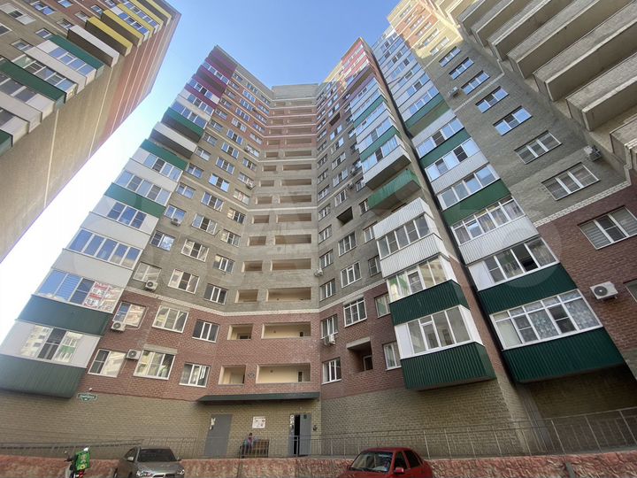 3-к. квартира, 90 м², 14/17 эт.