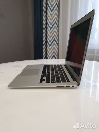 Apple MacBook Air mid 2013 A1466 8Gb i7