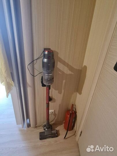 Вертикальный пылесос бу