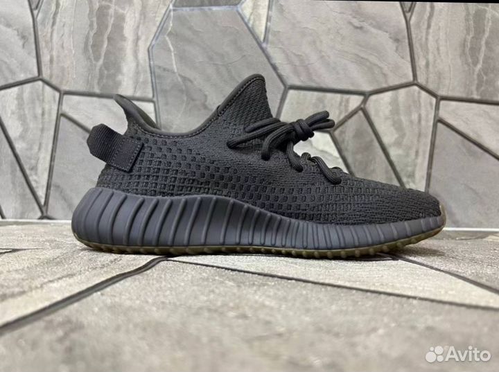 Кроссовки мужские yezzy boost 350