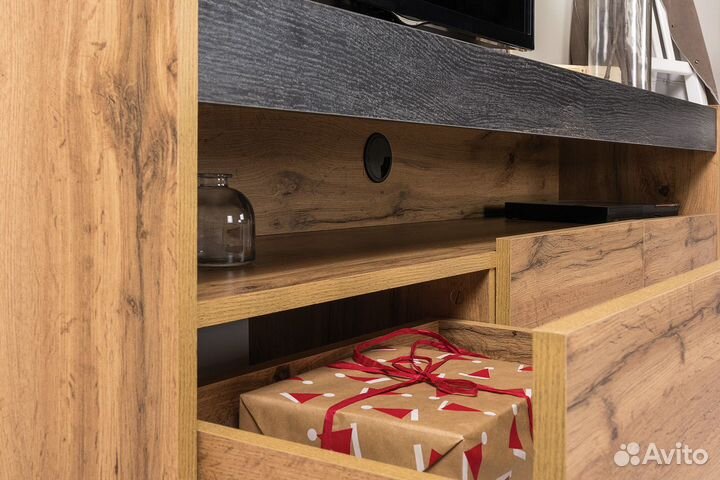 Тумба под телевизор в стиле Эко