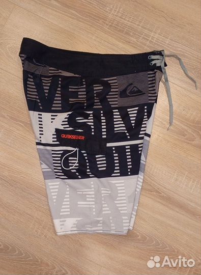 Шорты плавки бордшорты Quiksilver