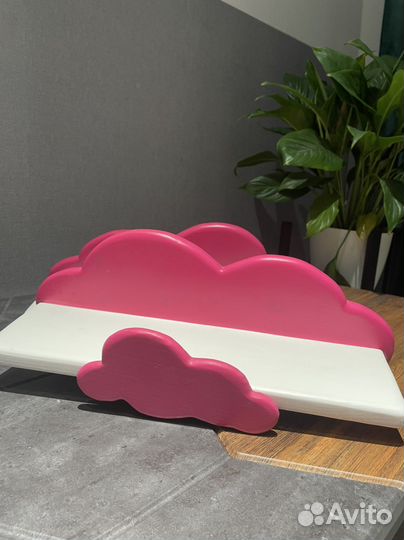 Полка в детскую