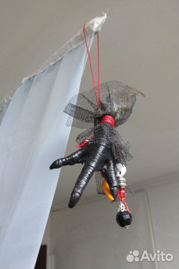 Оберег куриная лапка