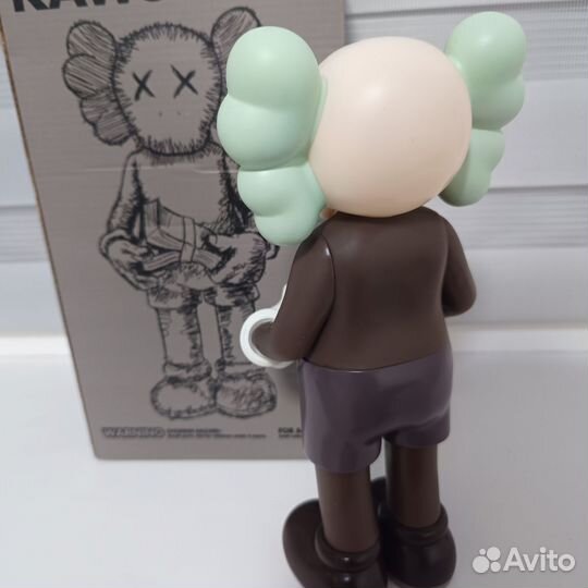 Фигурка Kaws