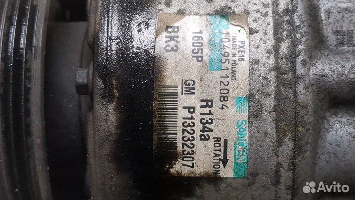 Компрессор кондиционера Opel Insignia, 2011