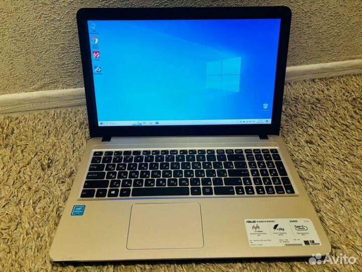 Свежий Asus /4-х ядер/geforce820/SSD/15.6