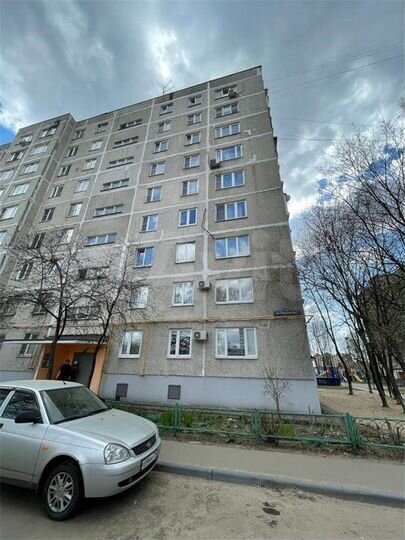 2-к. квартира, 50 м², 3/9 эт.
