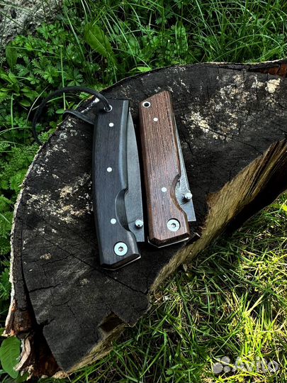 Разделочный складной нож из разных сталей