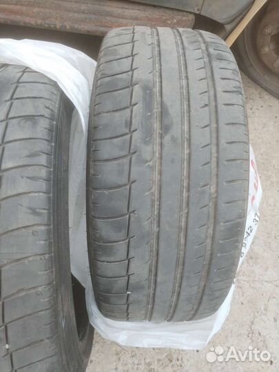 Triangle Sports TH201 245/40 R19