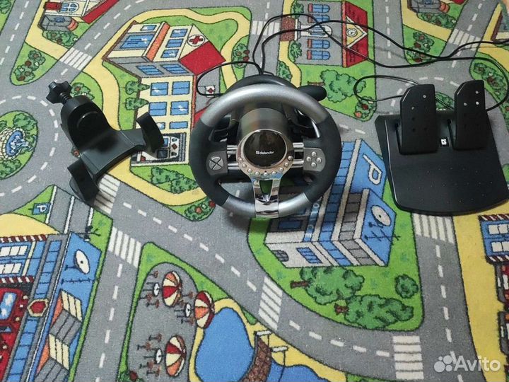 Игровой руль с педалями и коробкой передач