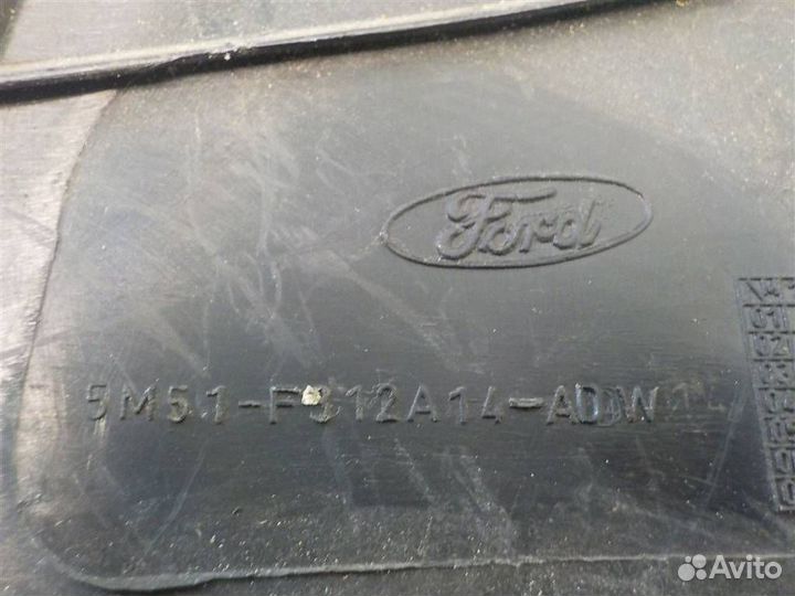 Обшивка багажника Ford Focus II 2005-2011