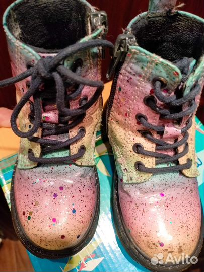 Ботинки для девочки 24