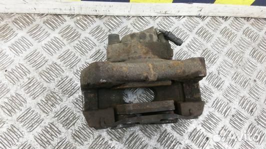 Суппорт тормозной передний правый volkswagen touar