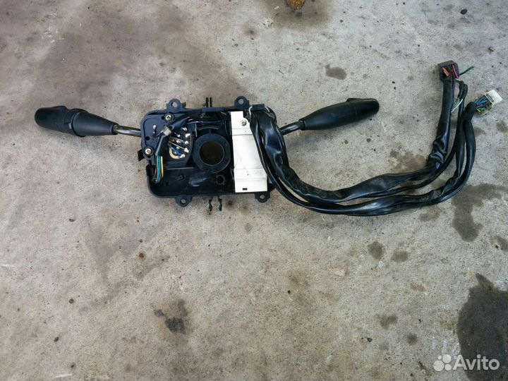 Исузу Родэо Подрулевой переключатель