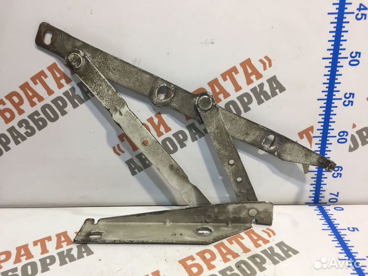 Мерседес Вито Петля капота Лев