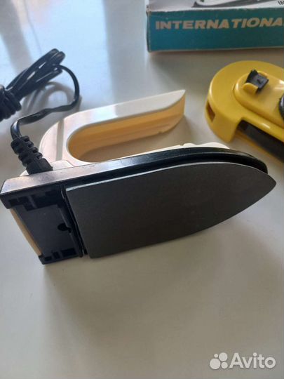 Утюг дорожный