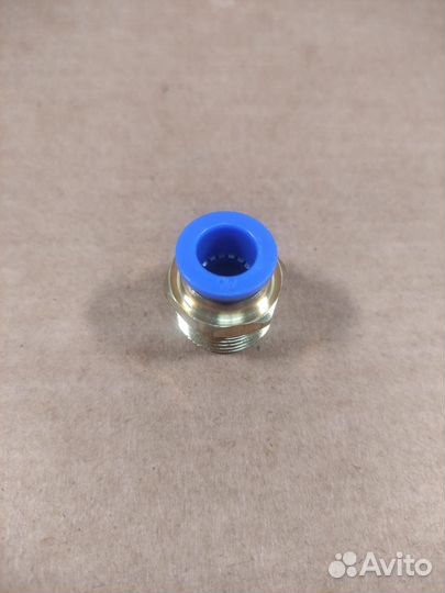 Фитинг быстросъемный (1/2