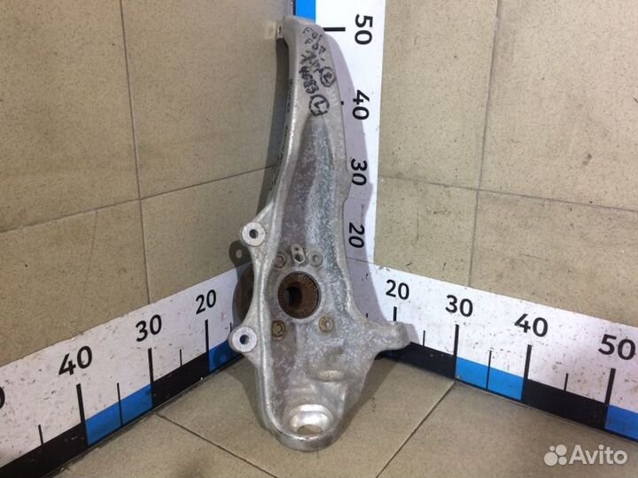 Кулак поворотный передний левый Bmw 5-Series F10