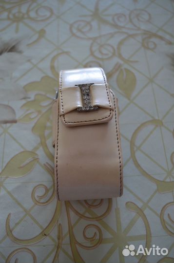 Чехол для маленького телефона