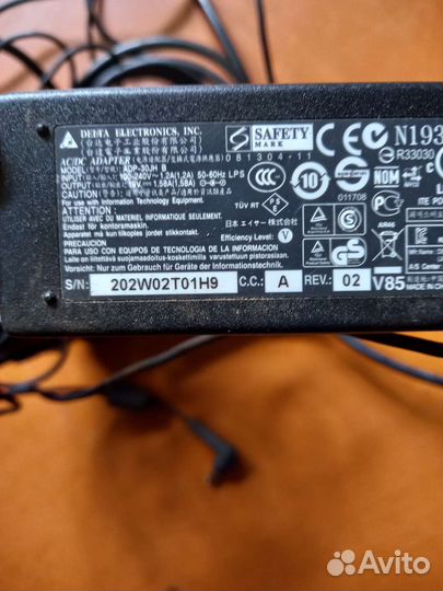 Блок питания для ноутбука