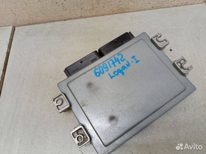 Блок управления двигателем