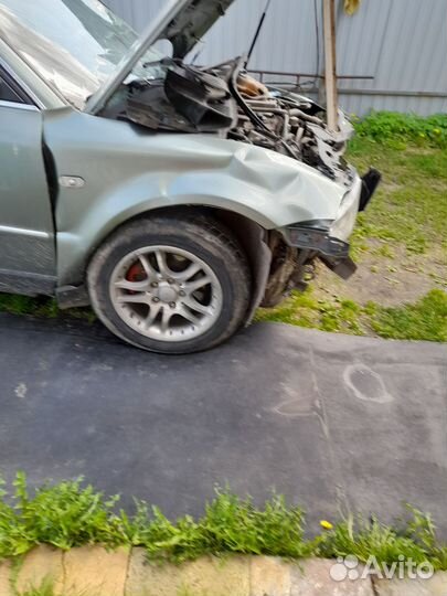 Volkswagen Passat 1.8 AT, 2001, битый, 220 354 км