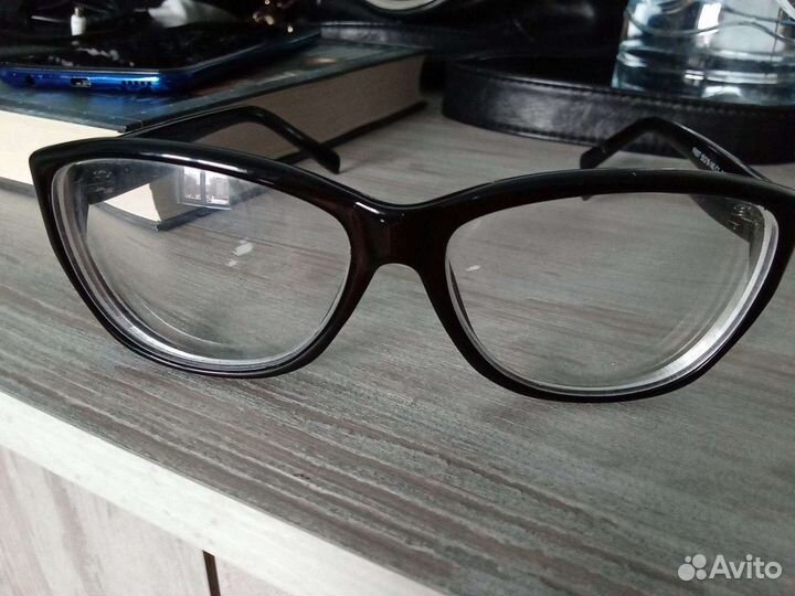 Очки минус 3