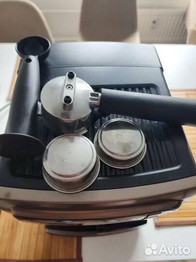 Кофеварка рожковая vitek VT-1517 BN