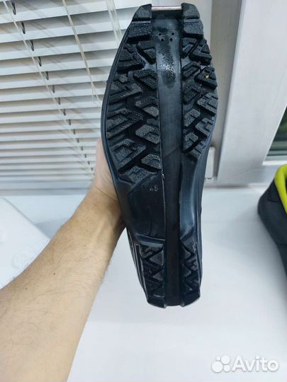 Ботинки лыжные прогулочные