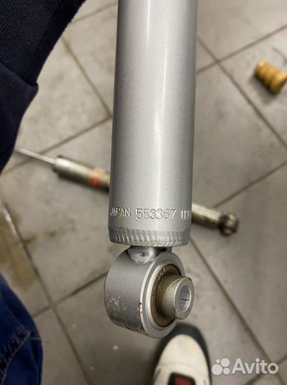 Амортизатор задний mercedes w 203 w204